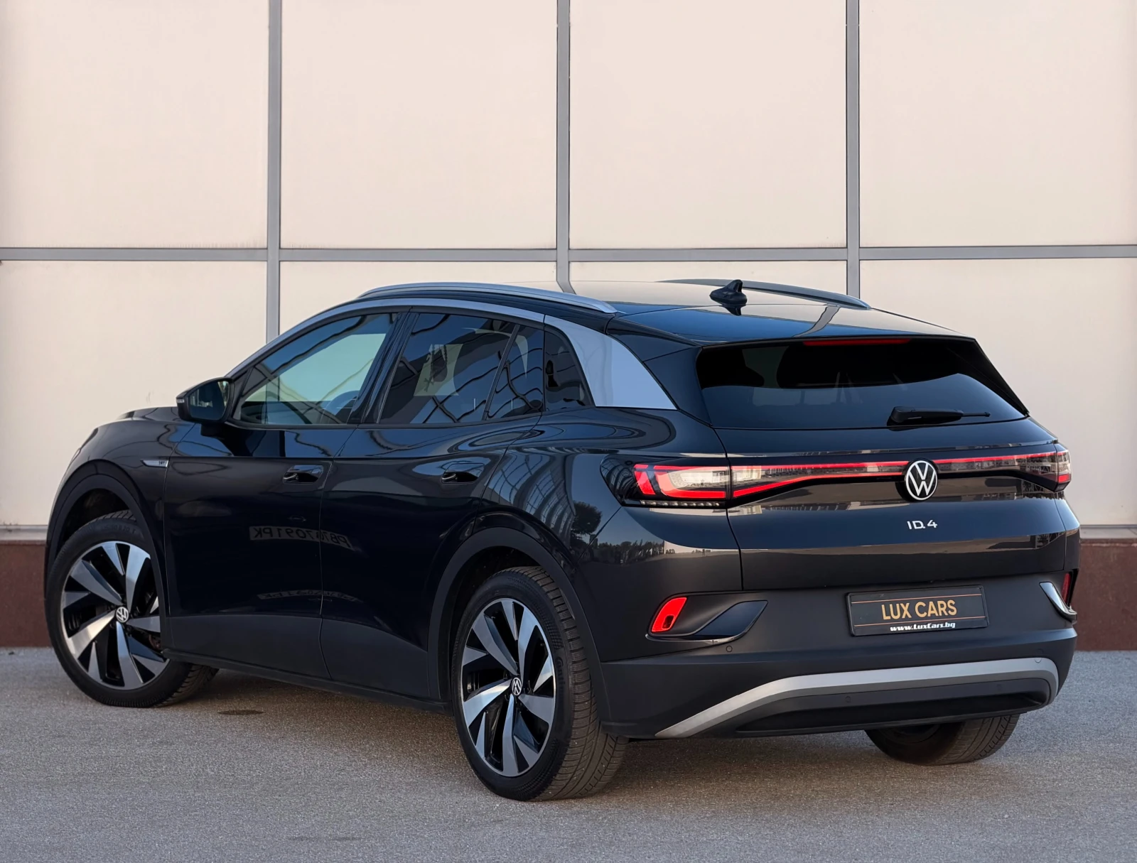 VW ID.4 -PRO-82kwh-1st Edition-Distronik-Europe-Гаранция-, снимка 4 - Автомобили и джипове - 55983150