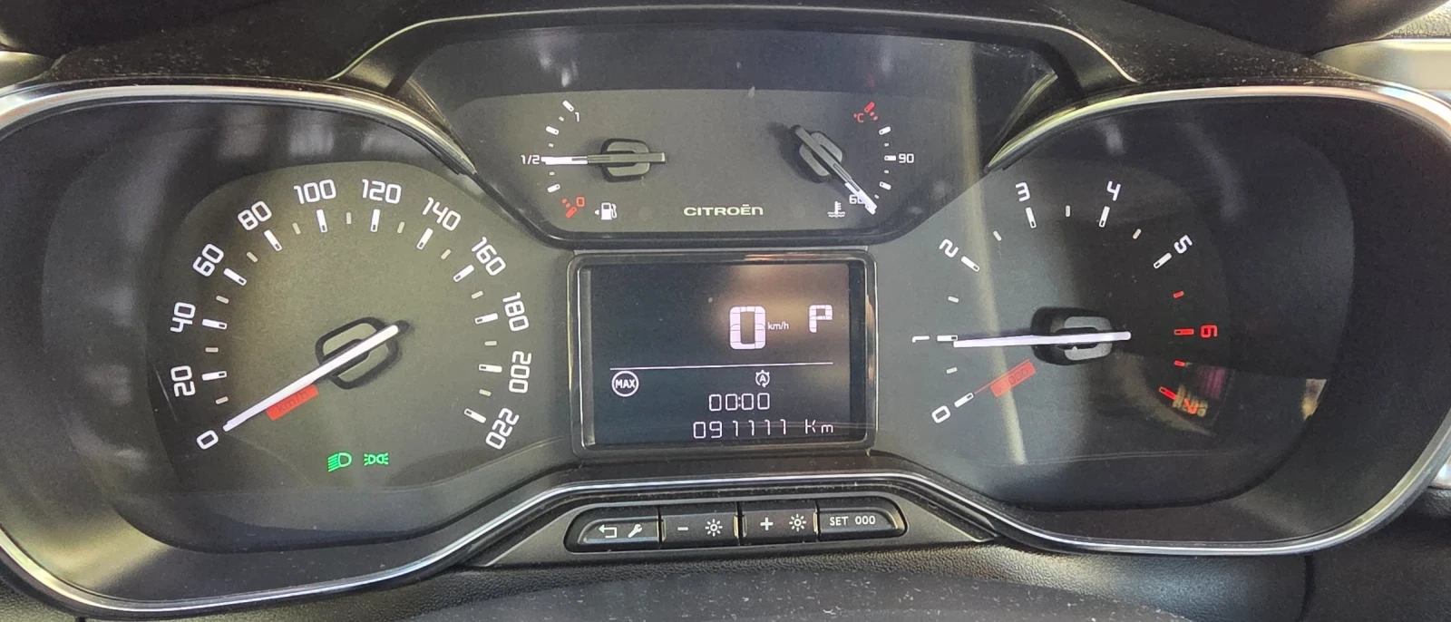 Citroen C3 PureTech Turbo 110 S&S EAT6 SHINE, снимка 13 - Автомобили и джипове - 56338900