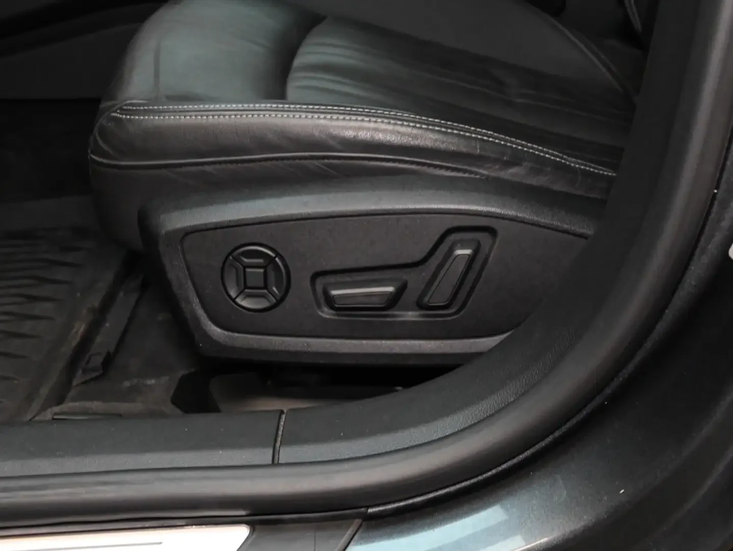 Audi A7 55TFSI* MATRIX* S* LINE* ���������* 360������*  | Mobile.bg � ����������� 16