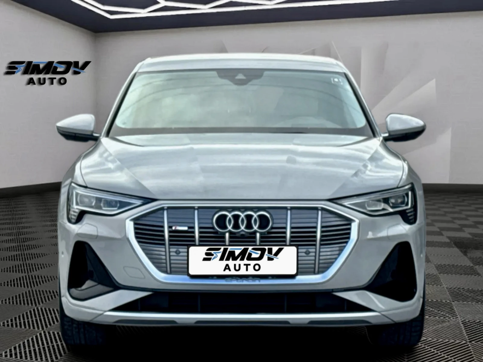 Audi E-Tron 55 S-LINE HEAD-UP КАМЕРИ APPLE CAR PLAY ANDROID, снимка 5 - Автомобили и джипове - 56506680