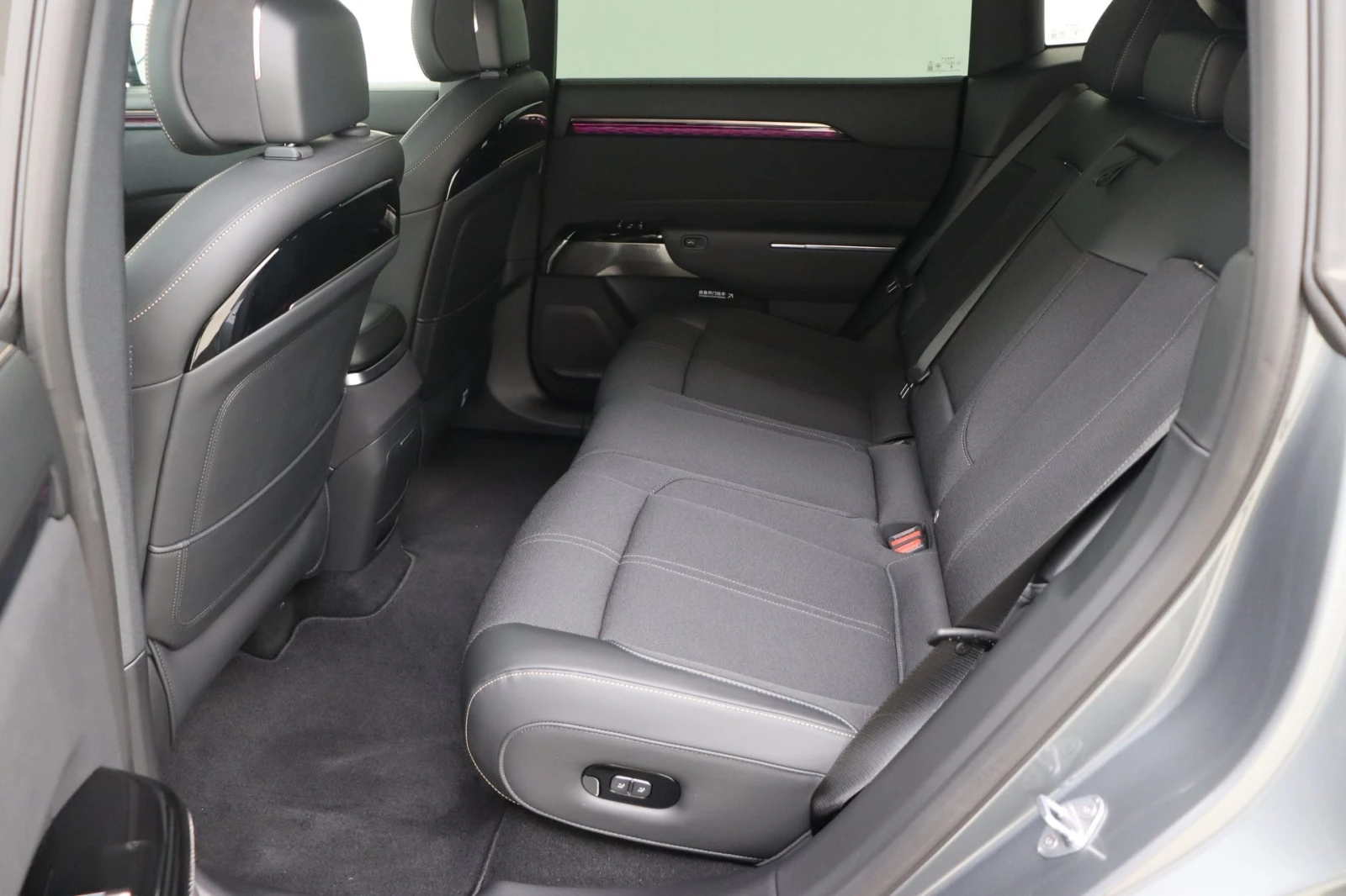 Zeekr 7X Long Range RWD Leather LED Navi Camera Panorama | Mobile.bg � ����������� 13