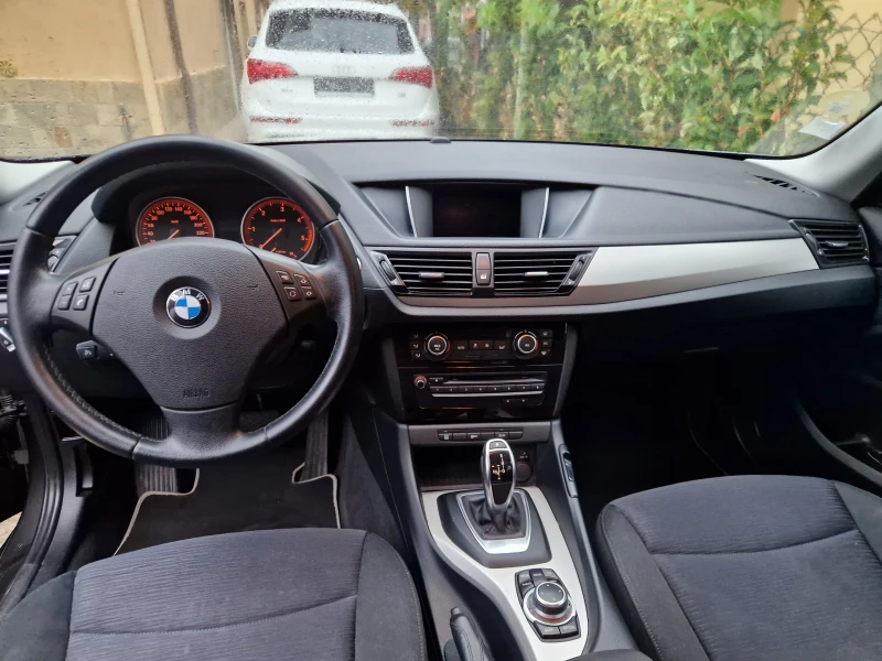 BMW X1 Навигация , снимка 3 - Автомобили и джипове - 51653743