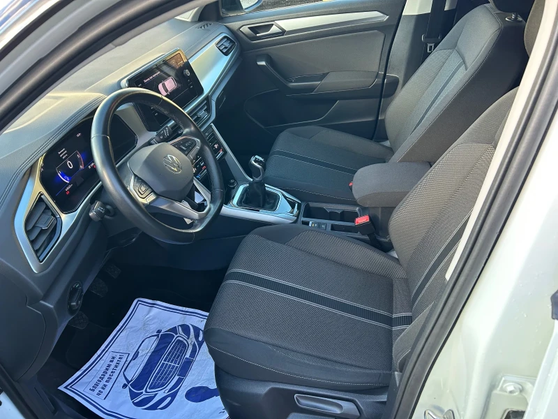 VW T-Roc 2.0 TDI 116кс / 6ск euro 6 facelift , снимка 12 - Автомобили и джипове - 52002742