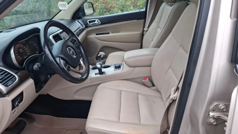 Jeep Grand cherokee 5.7 HEMI * Газ * Подгрев * Обдухв * Distronic * Ke, снимка 10 - Автомобили и джипове - 52346112