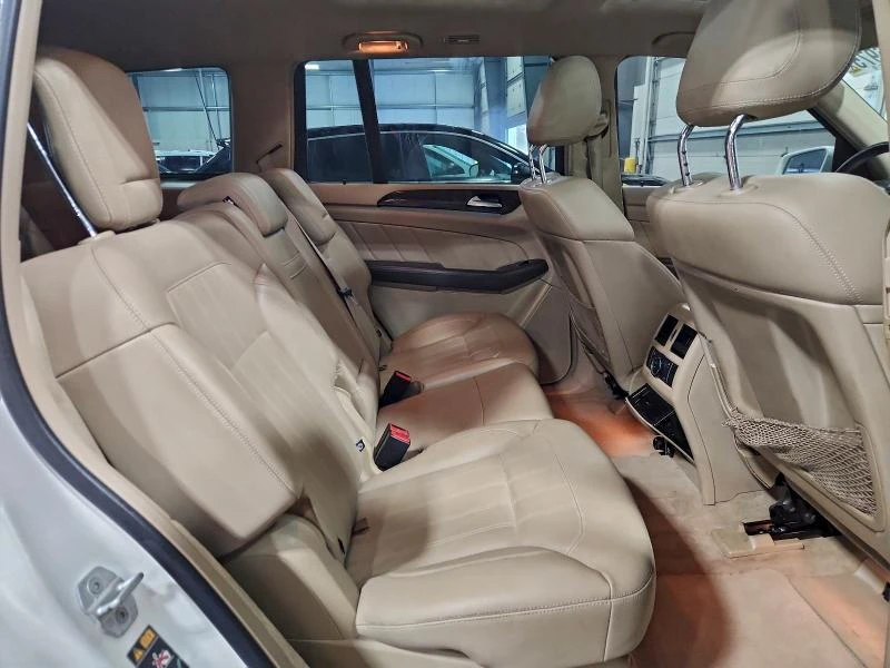 Mercedes-Benz GL 450 4MATIC* HARMAN/KARDON* KEYLESS* 360, снимка 11 - Автомобили и джипове - 52967126