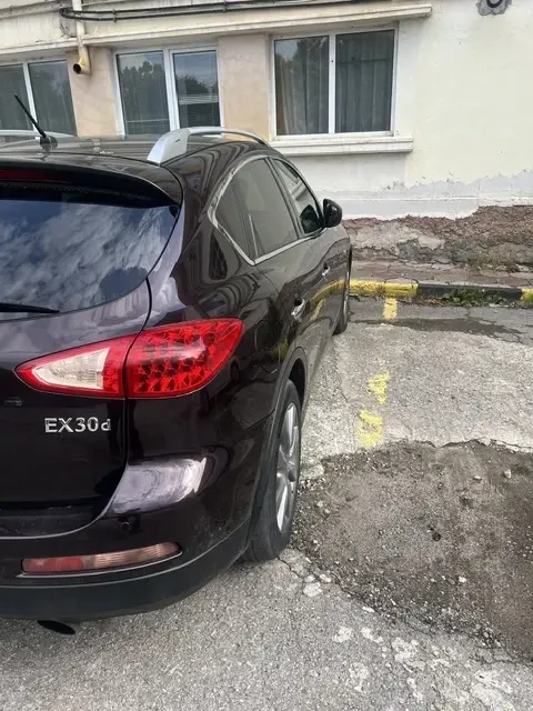 Infiniti Ex30, снимка 3 - Автомобили и джипове - 56293272