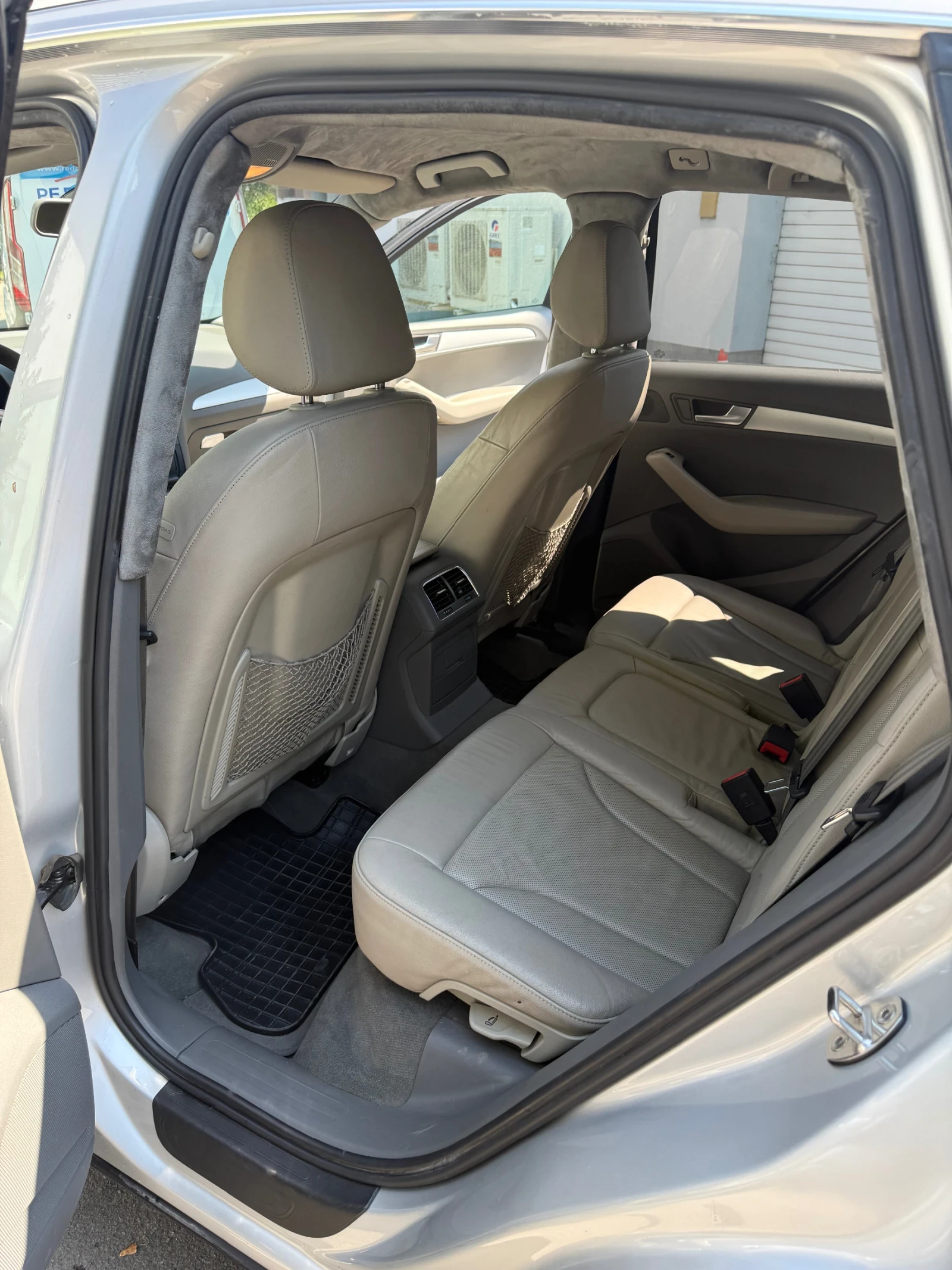Audi Q5, снимка 8 - Автомобили и джипове - 54384512