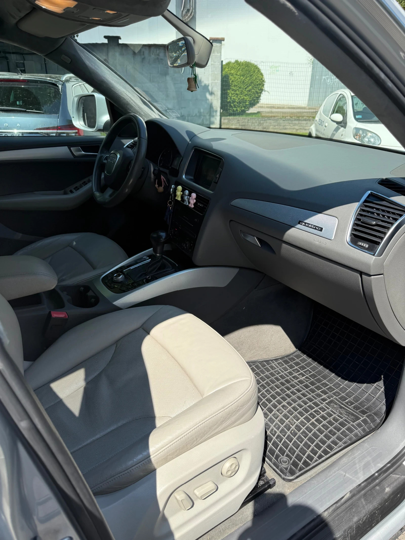 Audi Q5, снимка 5 - Автомобили и джипове - 54384512
