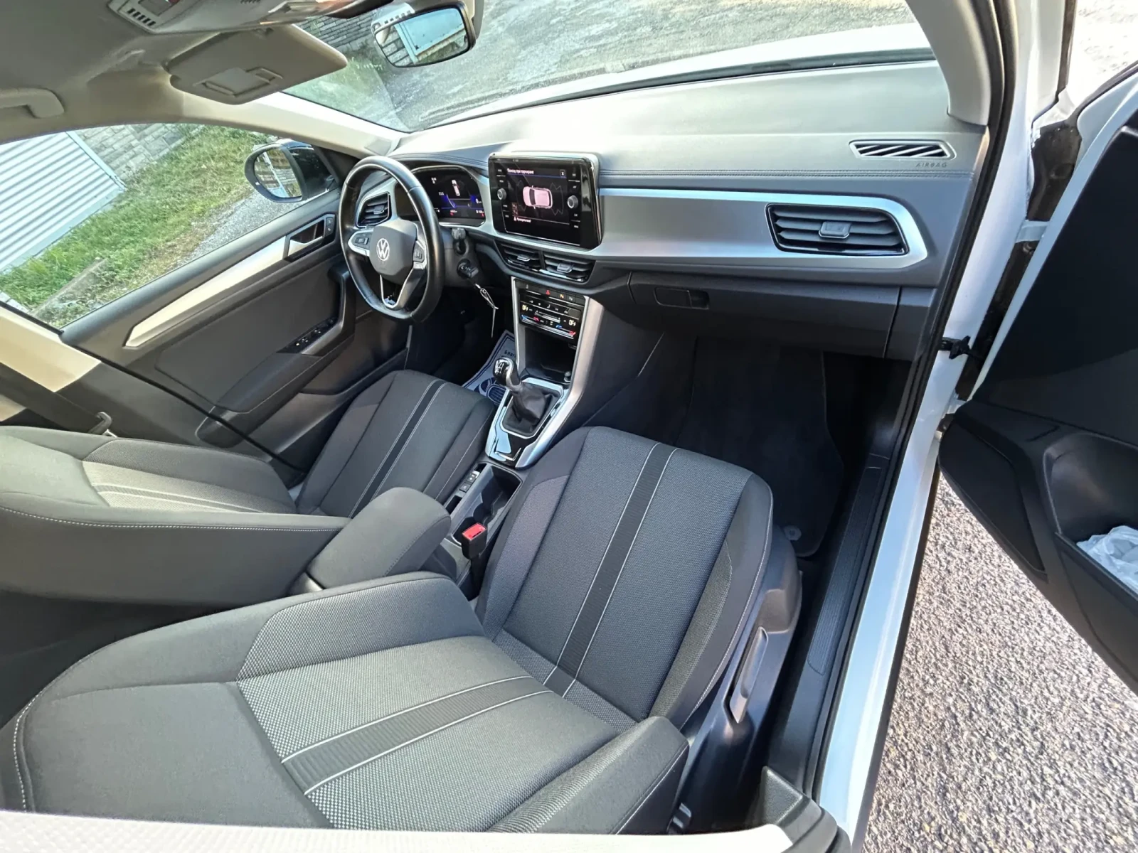 VW T-Roc 2.0 TDI 150 / 6 euro 6 facelift  | Mobile.bg   13