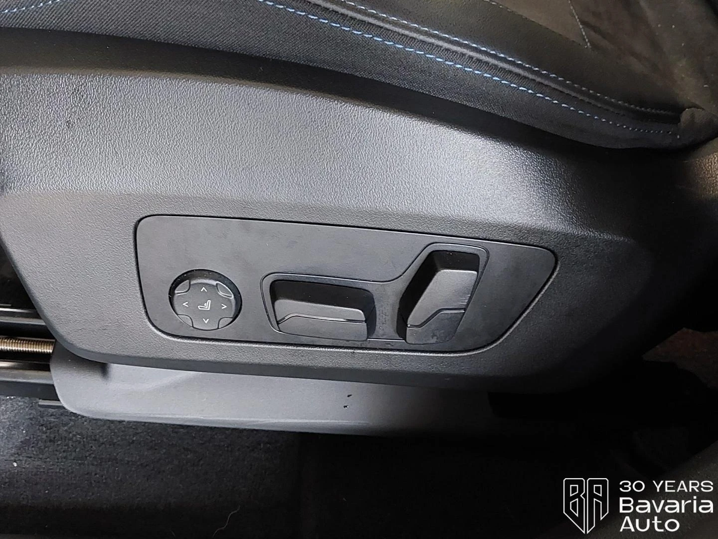 BMW iX1 30 xDrive M Sport Paket | Mobile.bg � ����������� 12