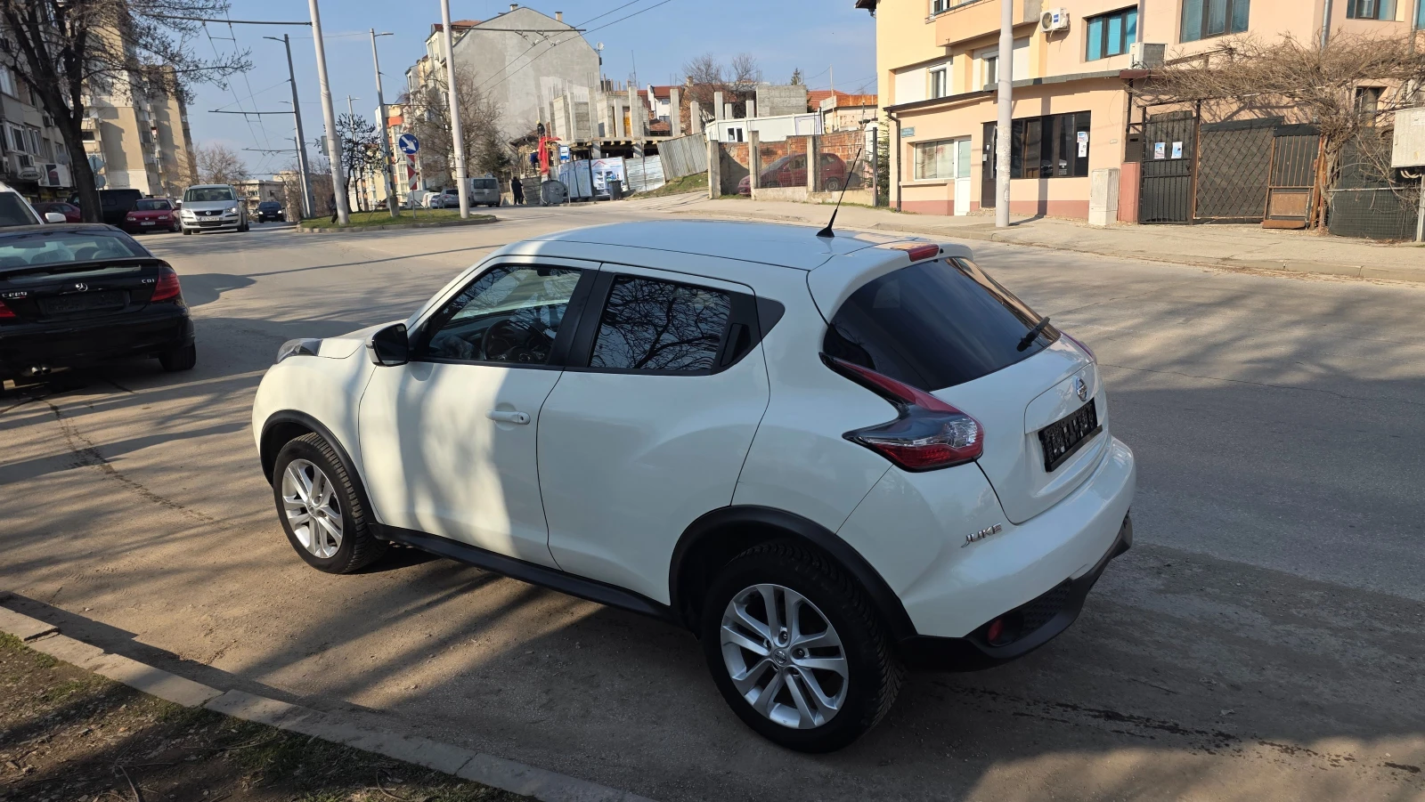 Nissan Juke 1.5dci, снимка 16 - Автомобили и джипове - 53728253