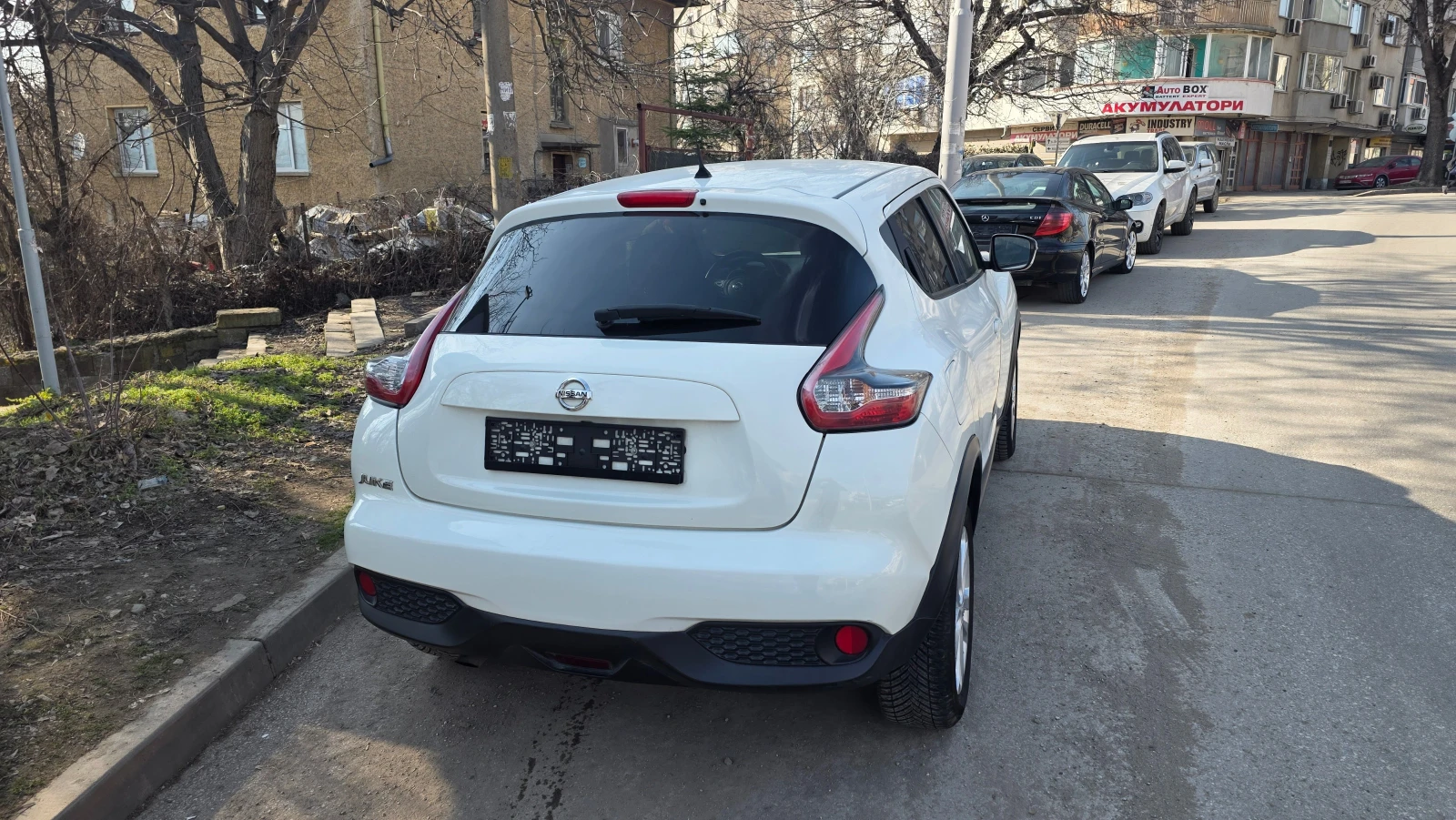 Nissan Juke 1.5dci, снимка 12 - Автомобили и джипове - 53728253