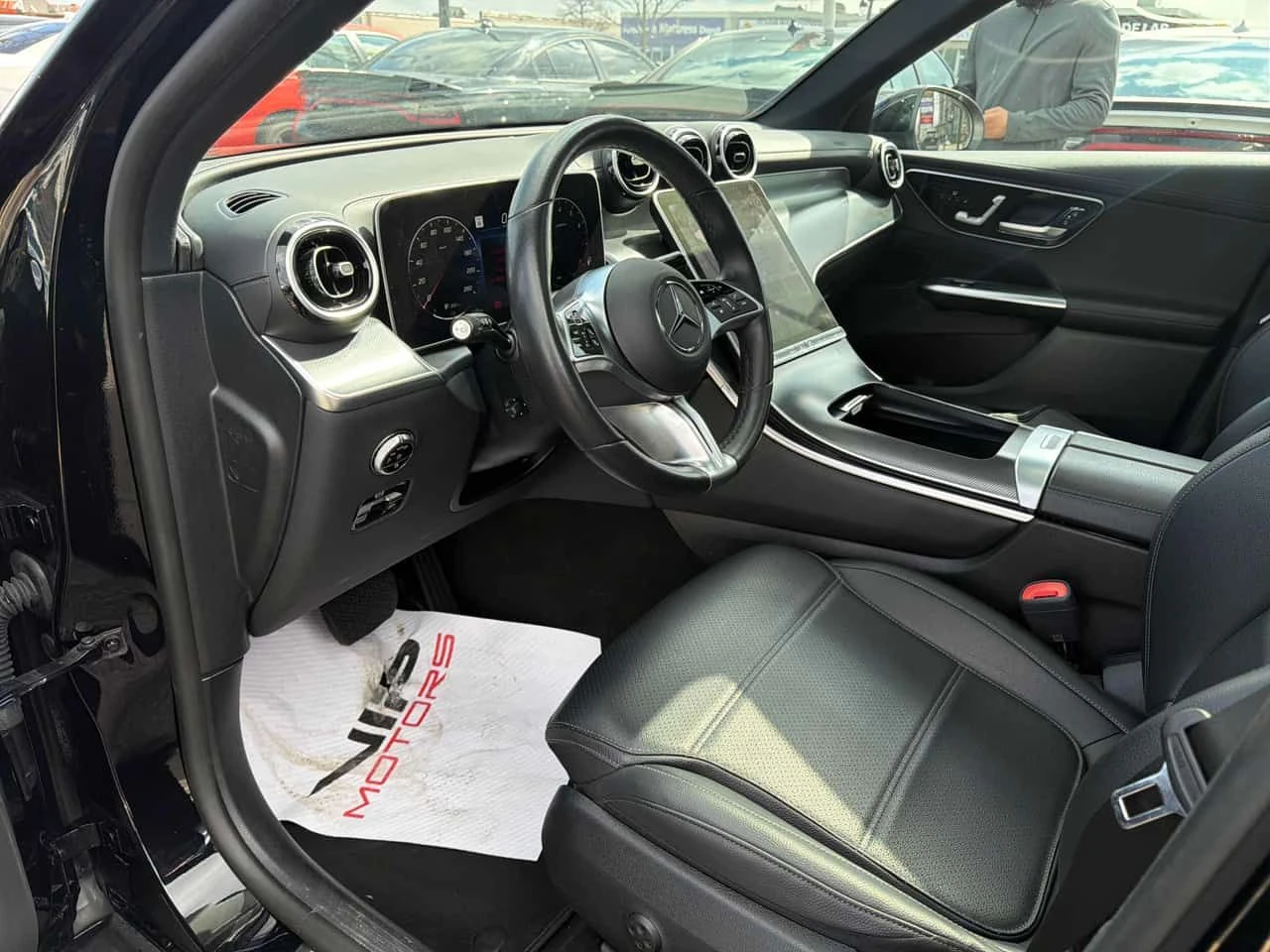 Mercedes-Benz GLC 300 * 360 * PANO * ПОДГРЕВИ * ПАМЕТ, снимка 5 - Автомобили и джипове - 54084264