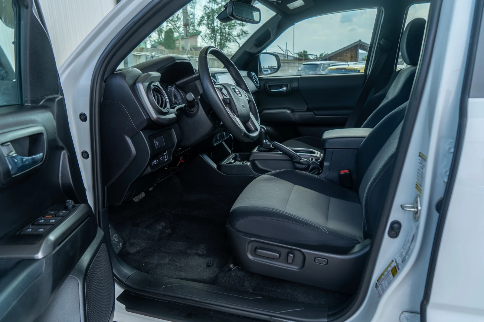 Toyota Tacoma 3.5 = V6 = 4X4 = 2021 = 37000KM = ЛИЗИНГ, снимка 7 - Автомобили и джипове - 54511930