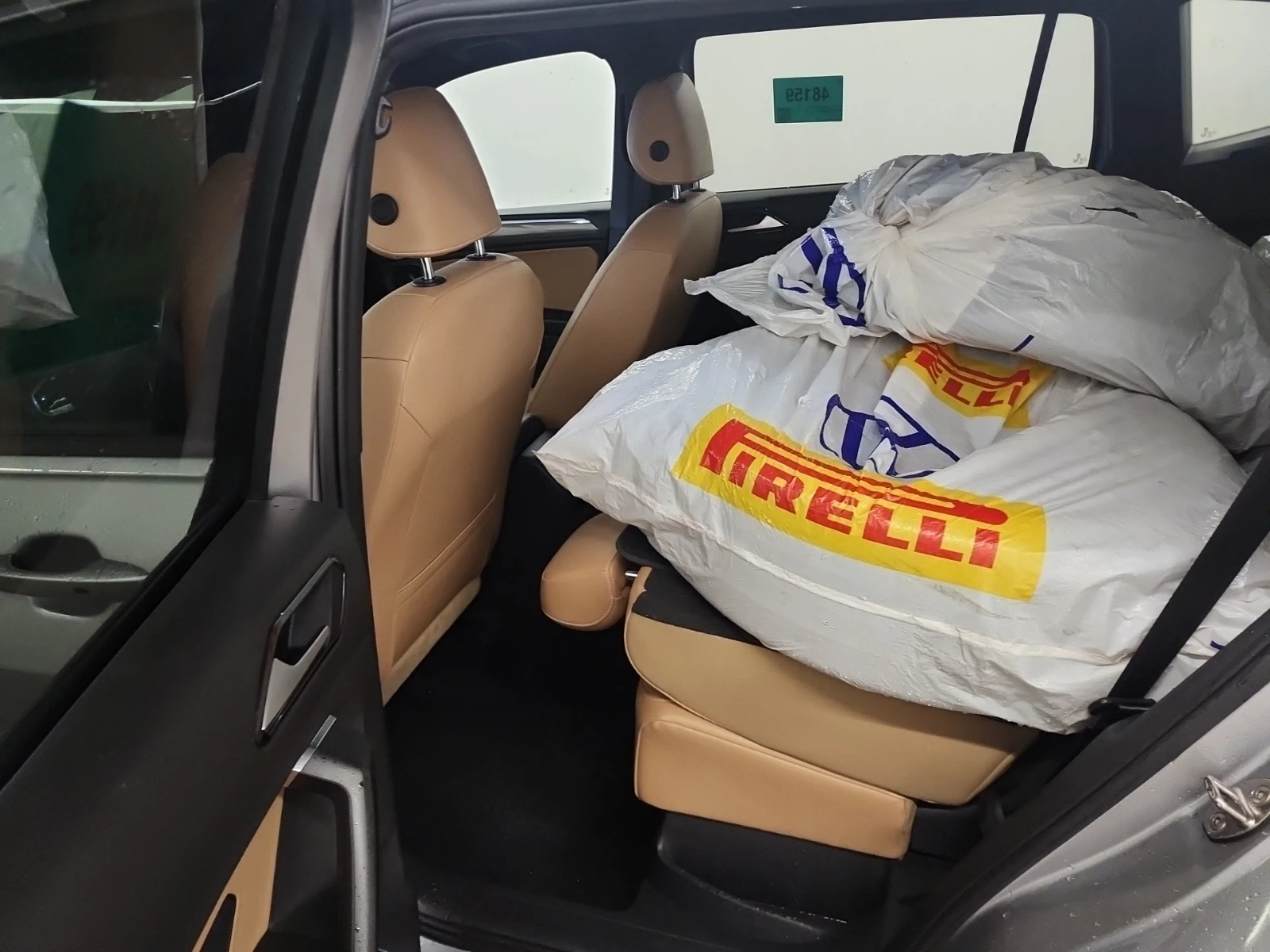 VW Tiguan * * CARFAX * * АВТО КРЕДИТ * * Цена до БГ * * , снимка 8 - Автомобили и джипове - 54512962