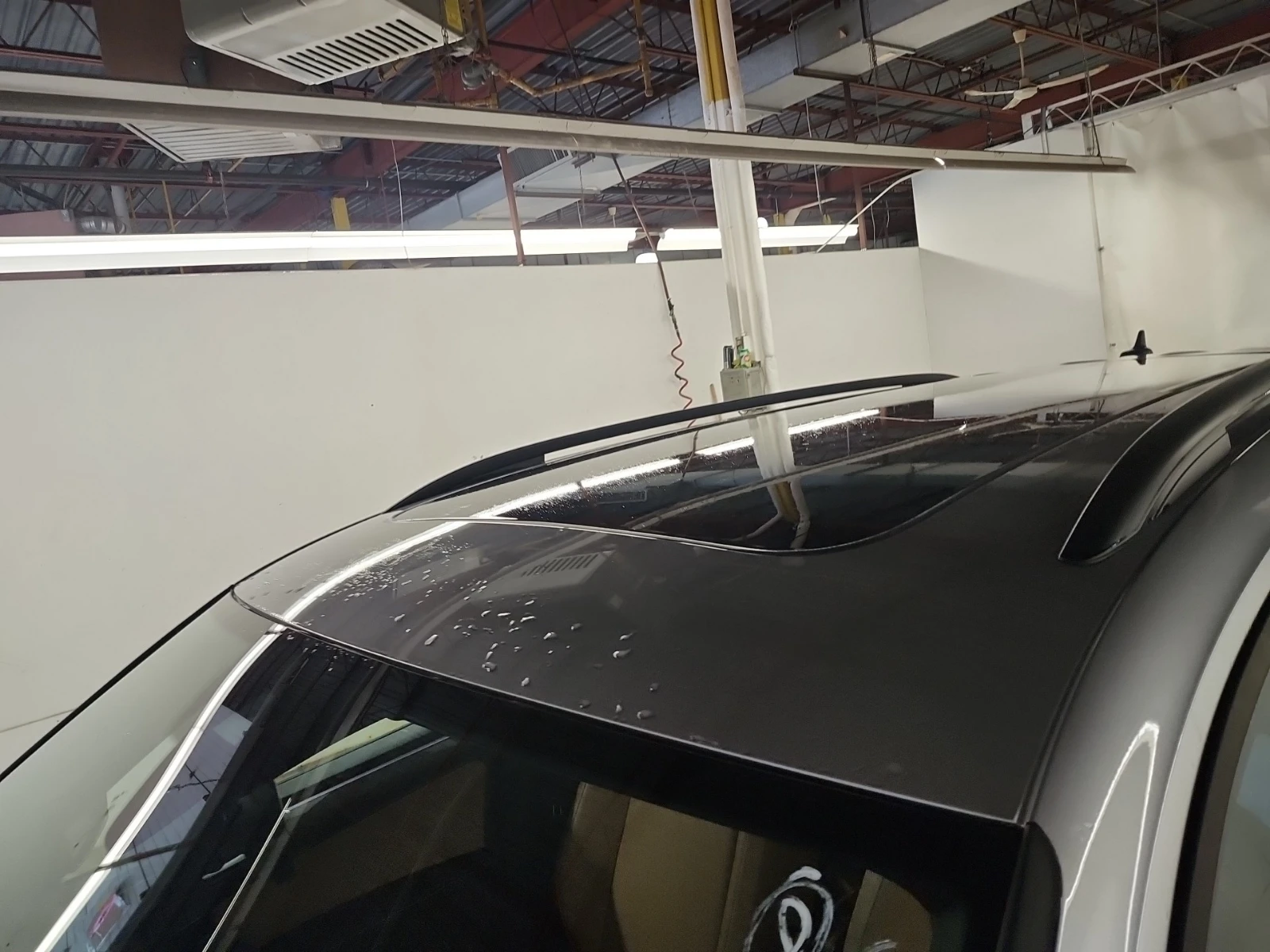 VW Tiguan * * CARFAX * * АВТО КРЕДИТ * * Цена до БГ * * , снимка 5 - Автомобили и джипове - 54512962