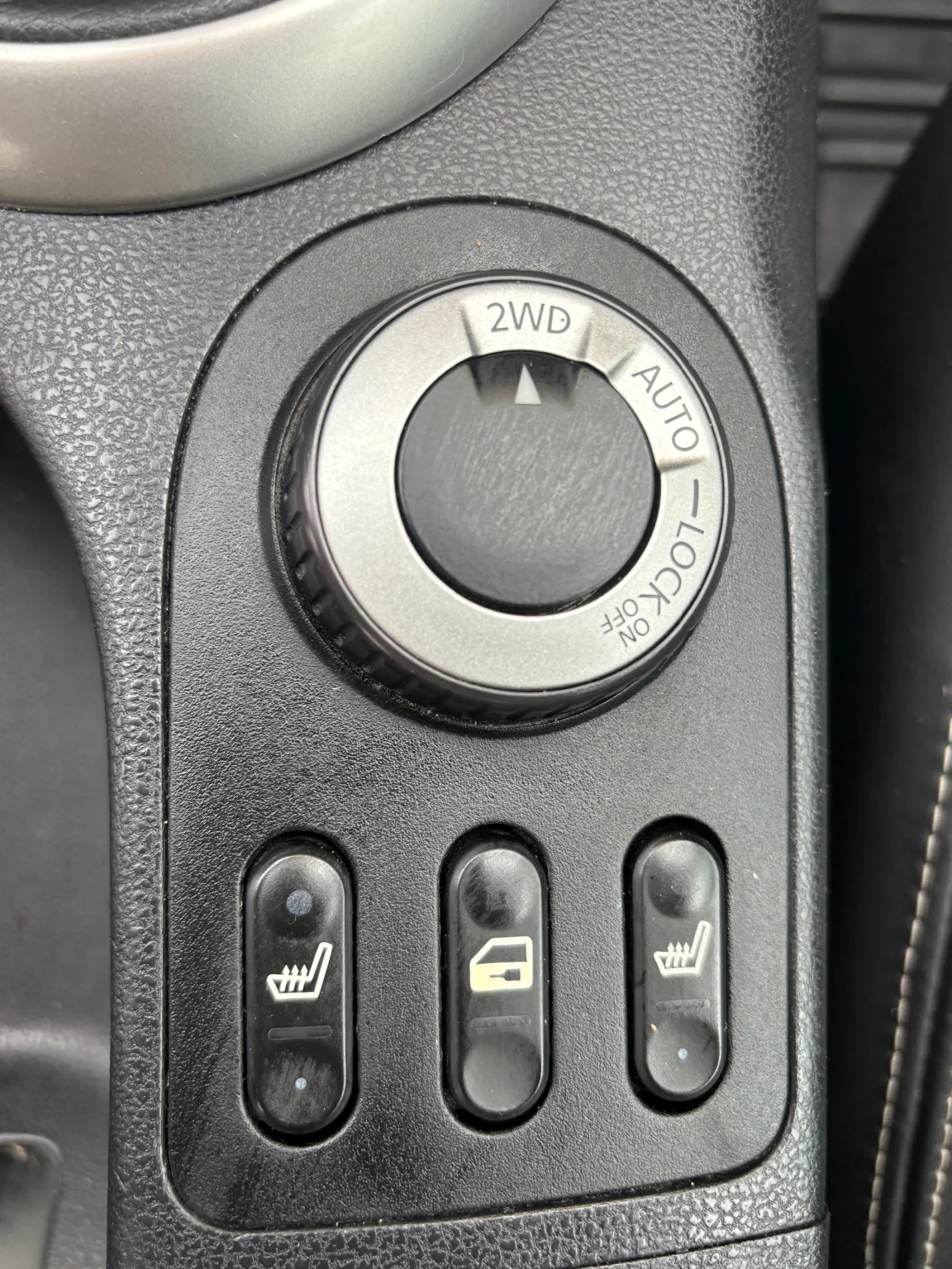 Nissan Qashqai, снимка 12 - Автомобили и джипове - 54714693