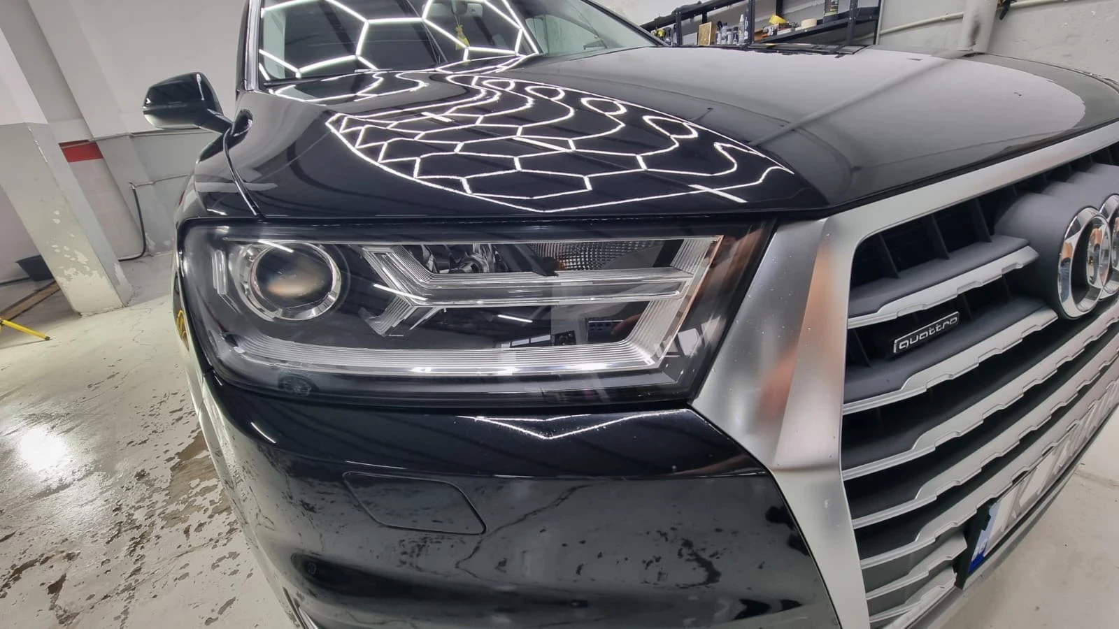 Audi Q7, снимка 3 - Автомобили и джипове - 54791291
