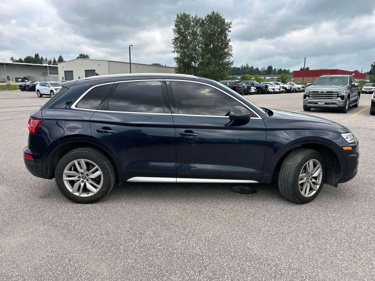 Audi Q5 QUATTRO * ГЛАВНО ПРЕДСТАВИТЕЛСТВО НА CHEVROLET* , снимка 4 - Автомобили и джипове - 55624117