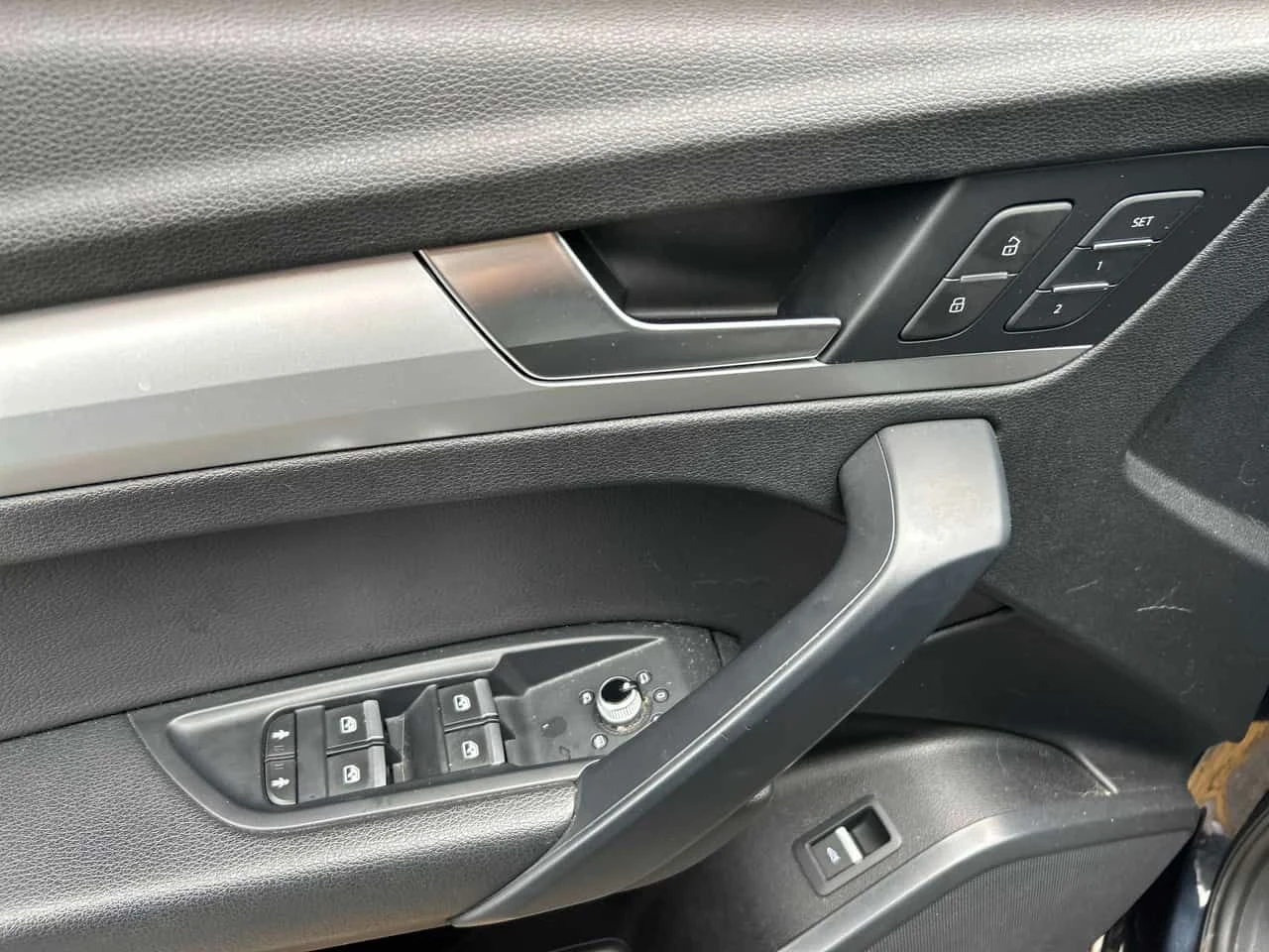 Audi Q5 QUATTRO * ГЛАВНО ПРЕДСТАВИТЕЛСТВО НА CHEVROLET* , снимка 10 - Автомобили и джипове - 55624117