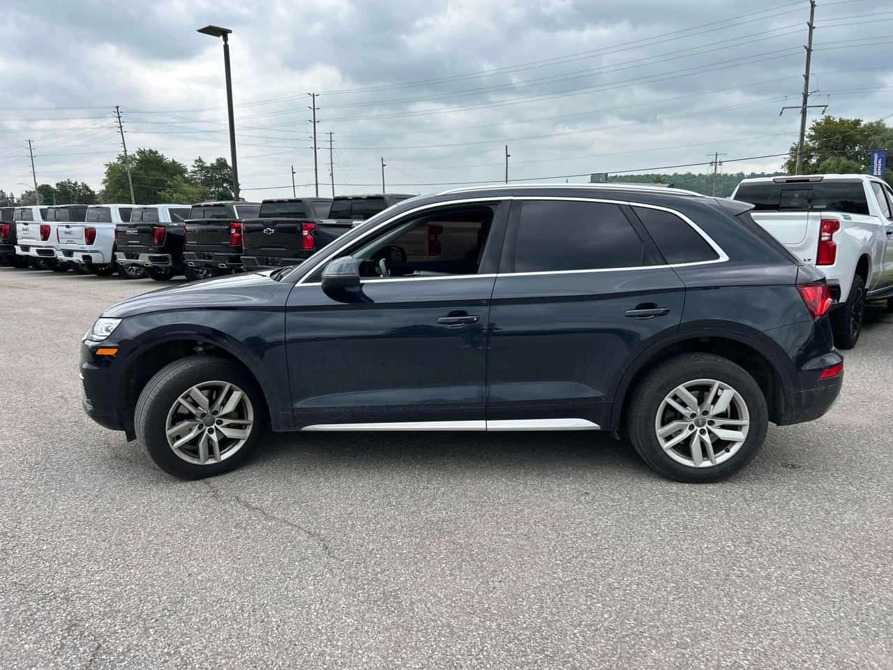 Audi Q5 QUATTRO * ГЛАВНО ПРЕДСТАВИТЕЛСТВО НА CHEVROLET* , снимка 3 - Автомобили и джипове - 55624117