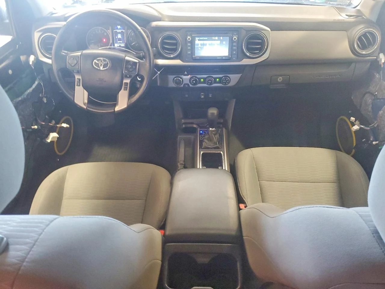 Toyota Tacoma 3.5l Sr5 V6, снимка 8 - Автомобили и джипове - 55878325