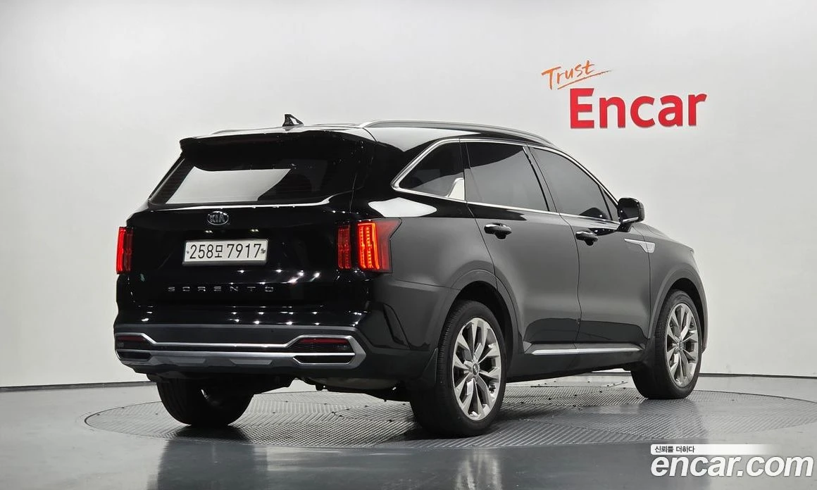 Kia Sorento Diesel 2.2 2WD Trendy, снимка 2 - Автомобили и джипове - 56155198