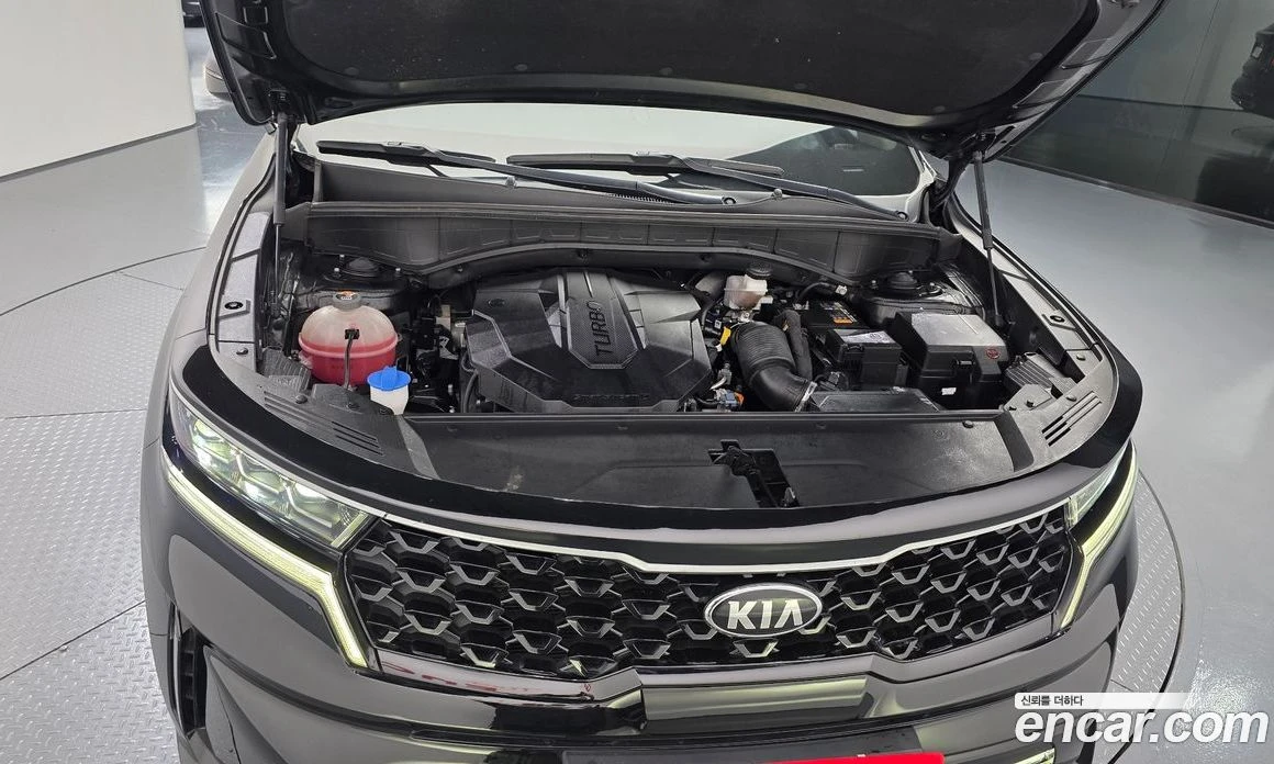 Kia Sorento Diesel 2.2 2WD Trendy, снимка 6 - Автомобили и джипове - 56155198