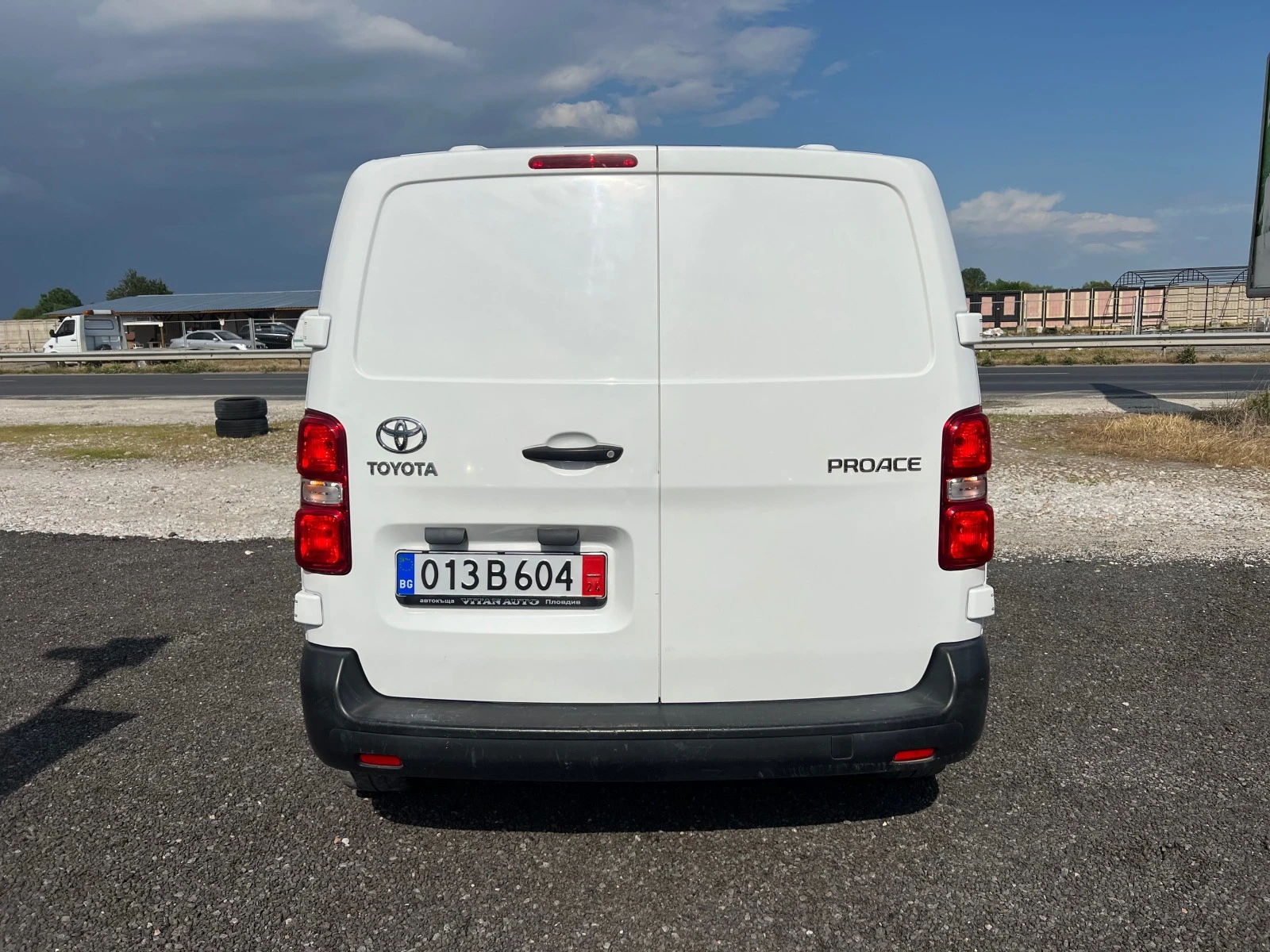 Toyota Proace 1.6 d-115 k.c. - изображение 5