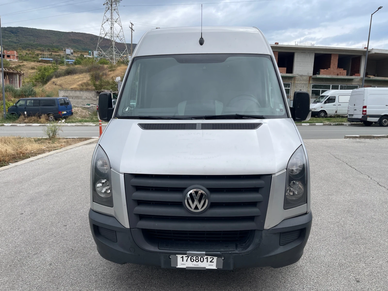 VW Crafter 2.5TDI 170000КМ  - изображение 2