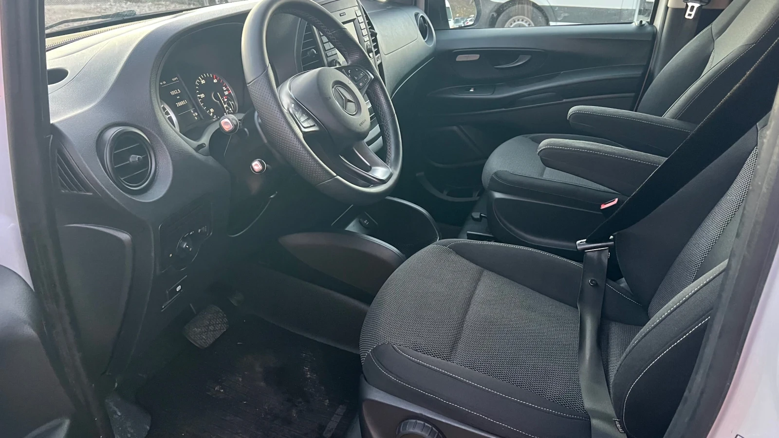 Mercedes-Benz Vito 2017  6 / 8     | Mobile.bg   11