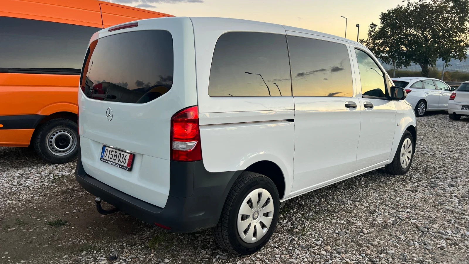 Mercedes-Benz Vito 2017 ЕВРО 6 / 8места РЕАЛНИ И ДОКАЗУЕМИ КОЛОМЕТРИ - изображение 3