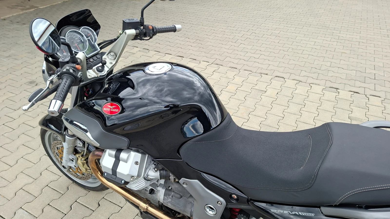 Moto Guzzi Breva 850 , снимка 10 - Мотоциклети и мототехника - 54916792