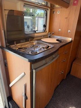 Кемпер Burstner Aviano 650i, снимка 12