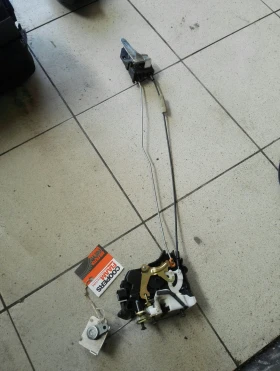 Брава врата предна дясна Мицубиши Лансер 4вр. (7)