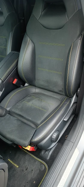 Mercedes-Benz A 200 Silver Edison  фабричен сив Мат , снимка 10