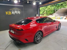 Kia Stinger 2.5 AWD MASTERS* КОЖА* ОБДУХВ* НАВИ* АВТОКРЕДИТ, снимка 5