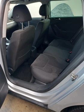 VW Passat 2.0 140 к.с 2008г команреил , снимка 8