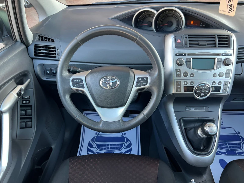 Toyota Verso 1.8ТХ* ШВЕЙЦАРИЯ* , снимка 11 - Автомобили и джипове - 46566387