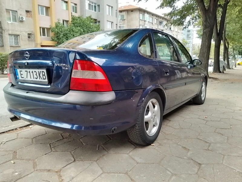 Opel Vectra 1.6 16 V, снимка 3 - Автомобили и джипове - 46947214