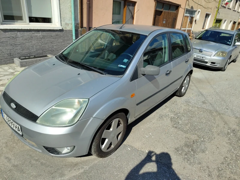 Ford Fiesta, снимка 4 - Автомобили и джипове - 47322947