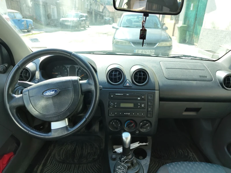 Ford Fiesta, снимка 6 - Автомобили и джипове - 47322947