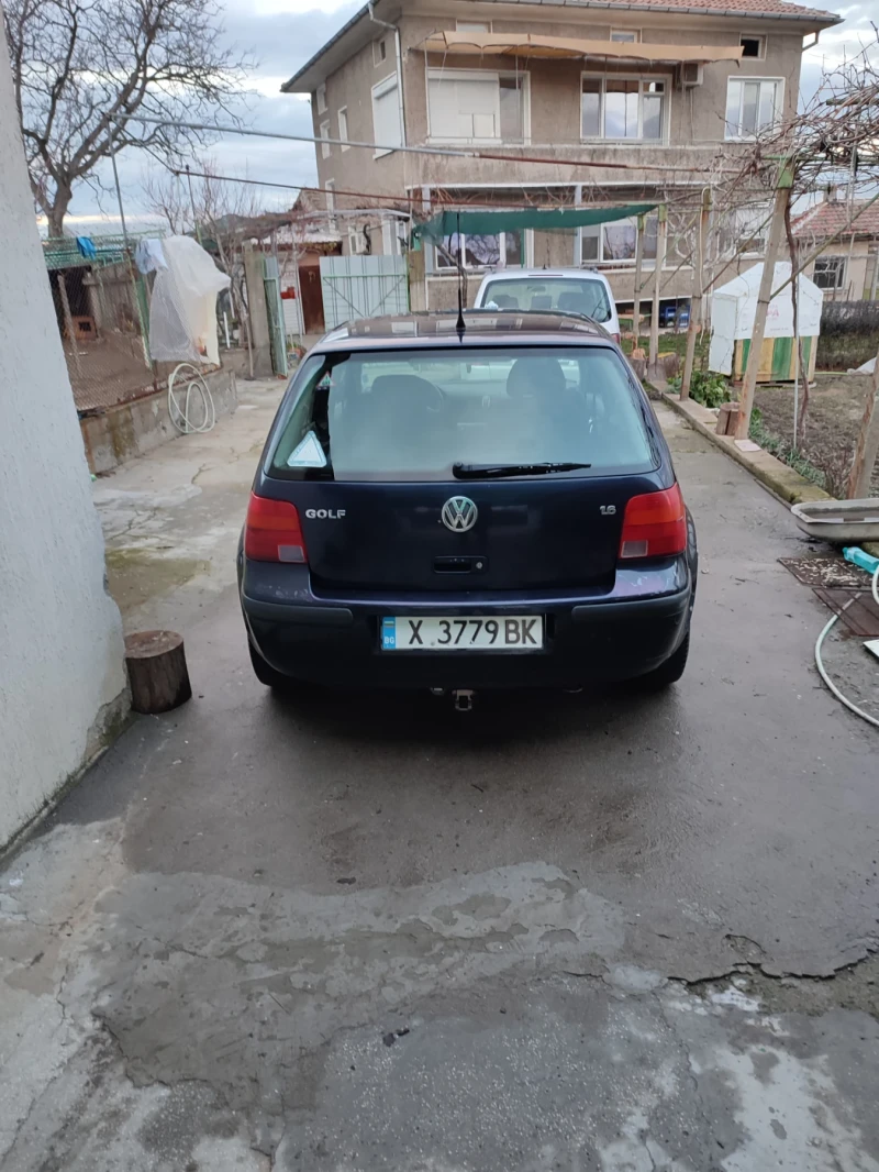 VW Golf 1.6, снимка 8 - Автомобили и джипове - 48550233