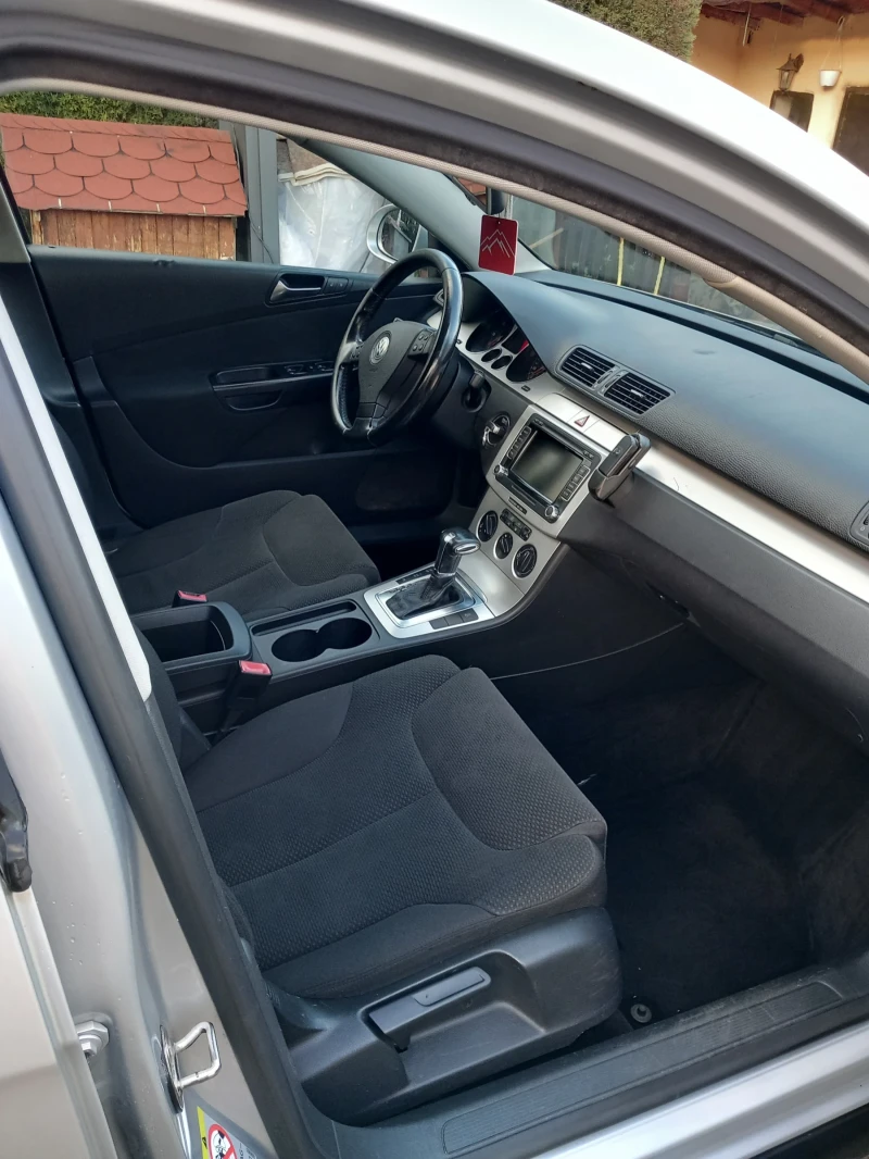 VW Passat 2.0 140 к.с 2008г команреил , снимка 11 - Автомобили и джипове - 52484221