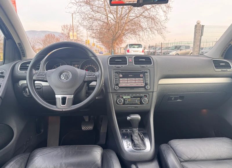 VW Golf 2.0TDI 140ксDSG * НАВИ* КОЖА* ПОДГРЕВ* , снимка 12 - Автомобили и джипове - 52846790