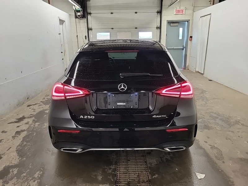 Mercedes-Benz A 250 * CARFAX * БЕЗ ПЪРВОНАЧАЛНА ВНОСКА, снимка 6 - Автомобили и джипове - 52997012