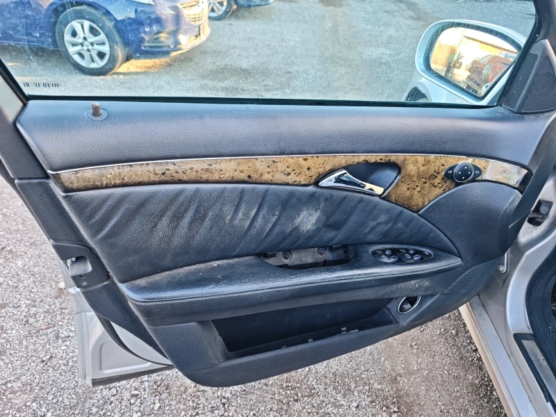 Mercedes-Benz E 270, снимка 9 - Автомобили и джипове - 53176681