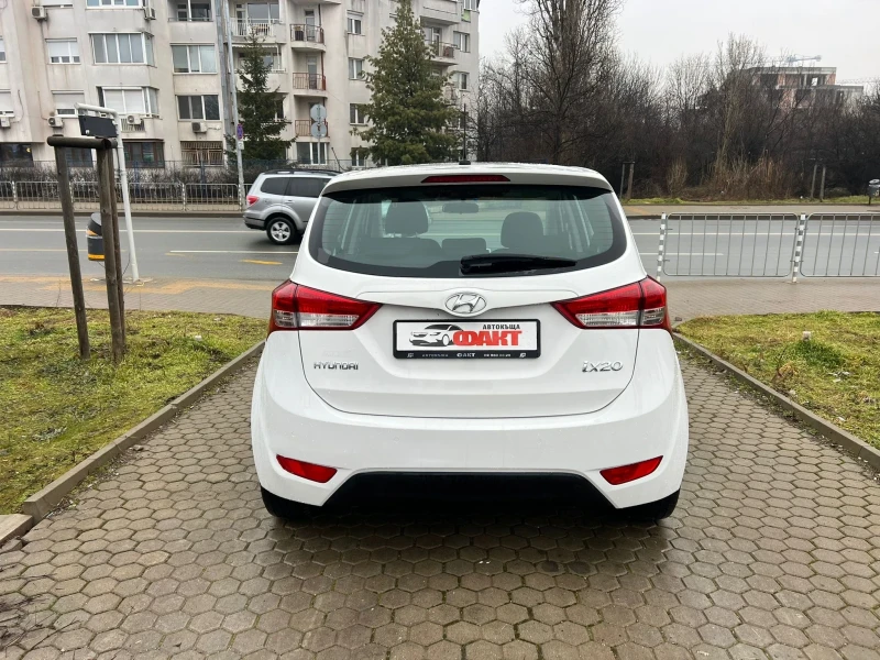 Hyundai Ix20 1.4i/EU.5B, снимка 5 - Автомобили и джипове - 53232274