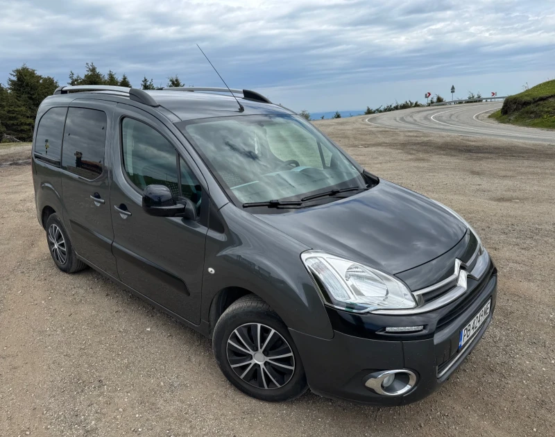 Citroen Berlingo multispace 1.6 eHDI 92кс, снимка 11 - Автомобили и джипове - 53461939