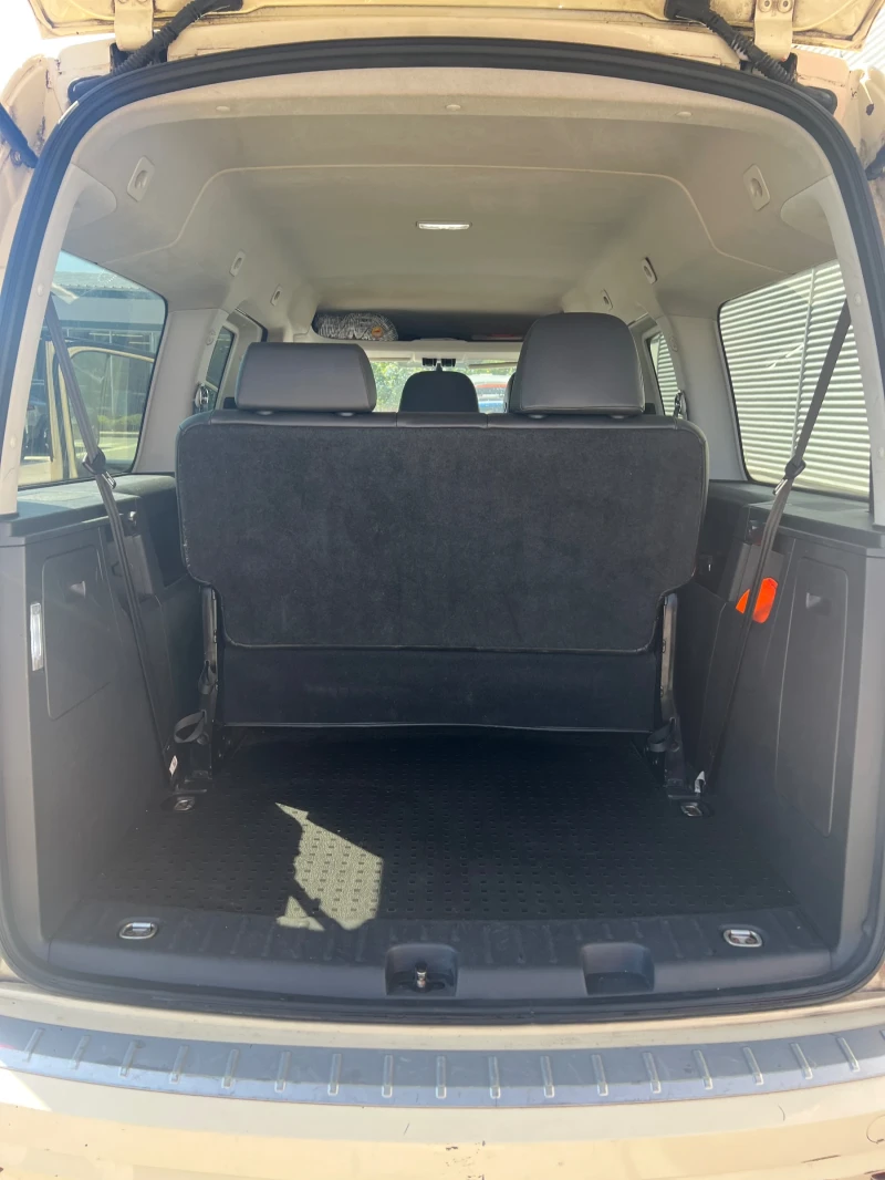 VW Caddy Макси , снимка 8 - Автомобили и джипове - 53568441